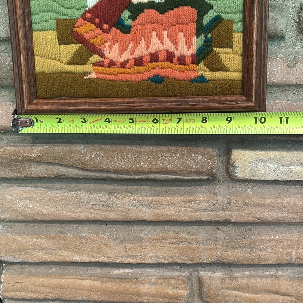 Vintage Bernat Holiday Theme Crewel "Blessed Child" design from 1979 Framed - Picture 8 of 11